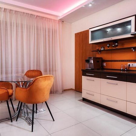 Premium Jacuzzi Apartment Klaipėda Dış mekan fotoğraf