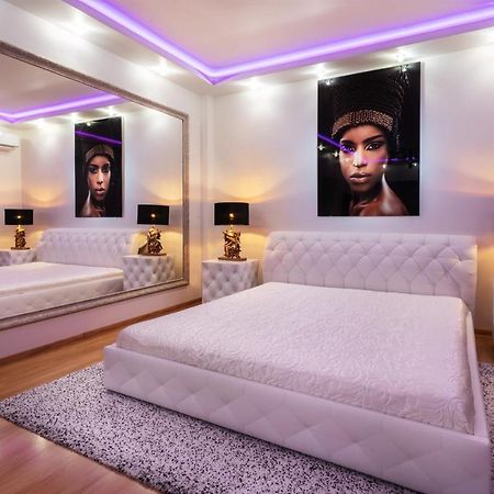 Premium Jacuzzi Apartment Klaipėda Dış mekan fotoğraf